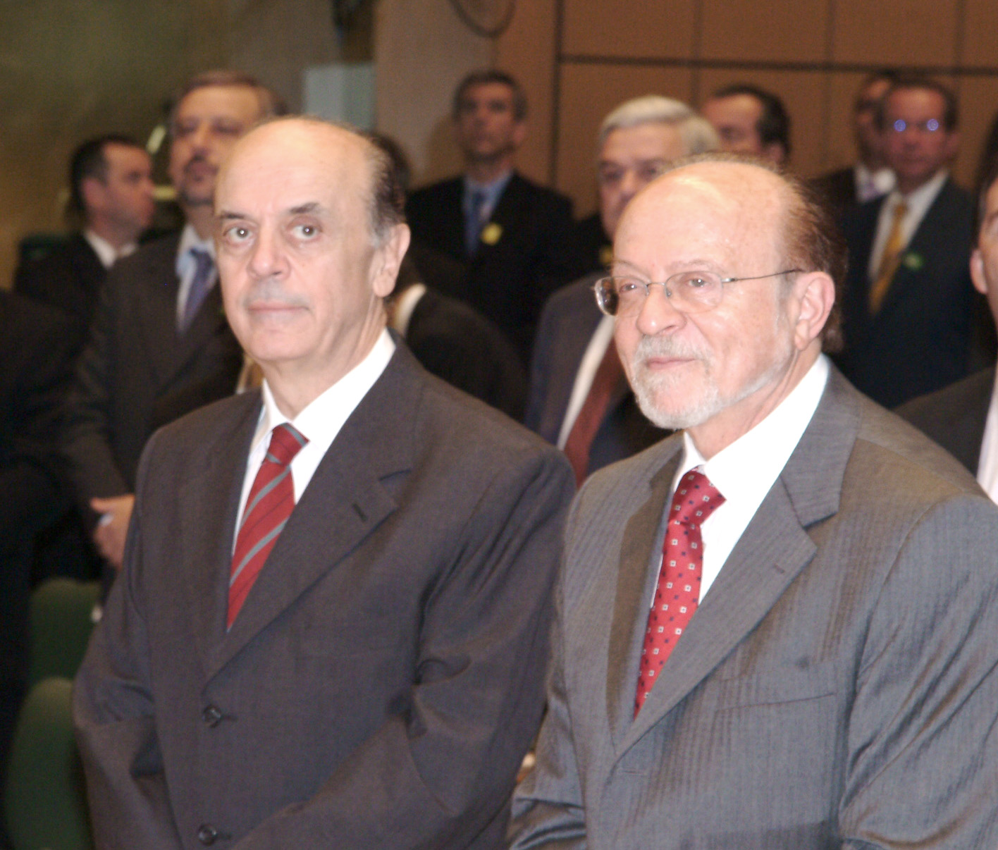 Jos Serra e Alberto Goldman<a style='float:right;color:#ccc' href='https://www3.al.sp.gov.br/repositorio/noticia/03-2008/Serra 022.jpg' target=_blank><i class='bi bi-zoom-in'></i> Clique para ver a imagem </a>